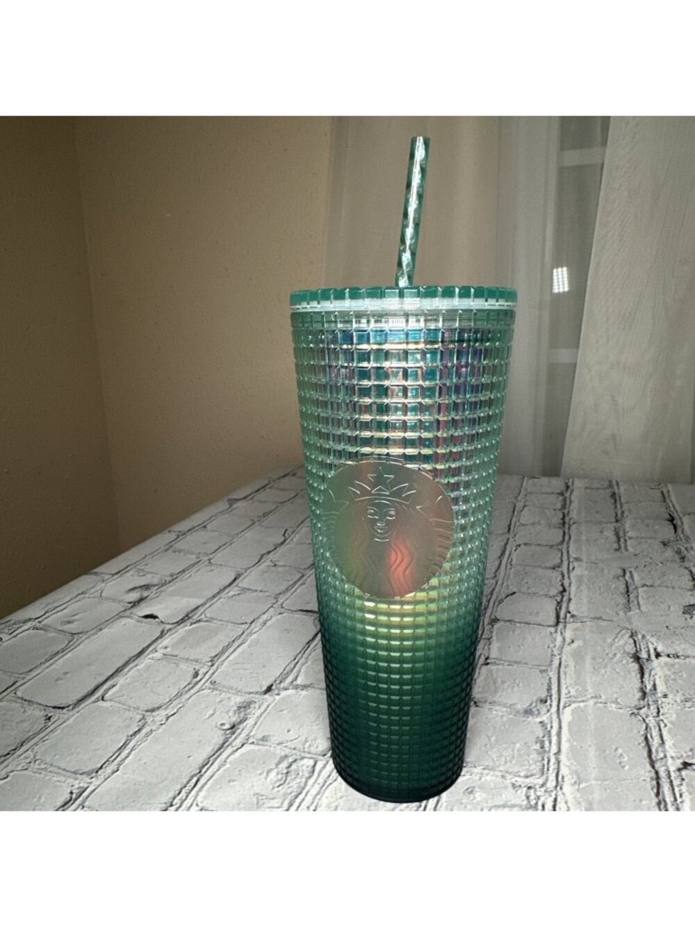 Starbucks 2023 Green Jade  Gradient Ombre Grid 24 oz Venti Tumbler NEW